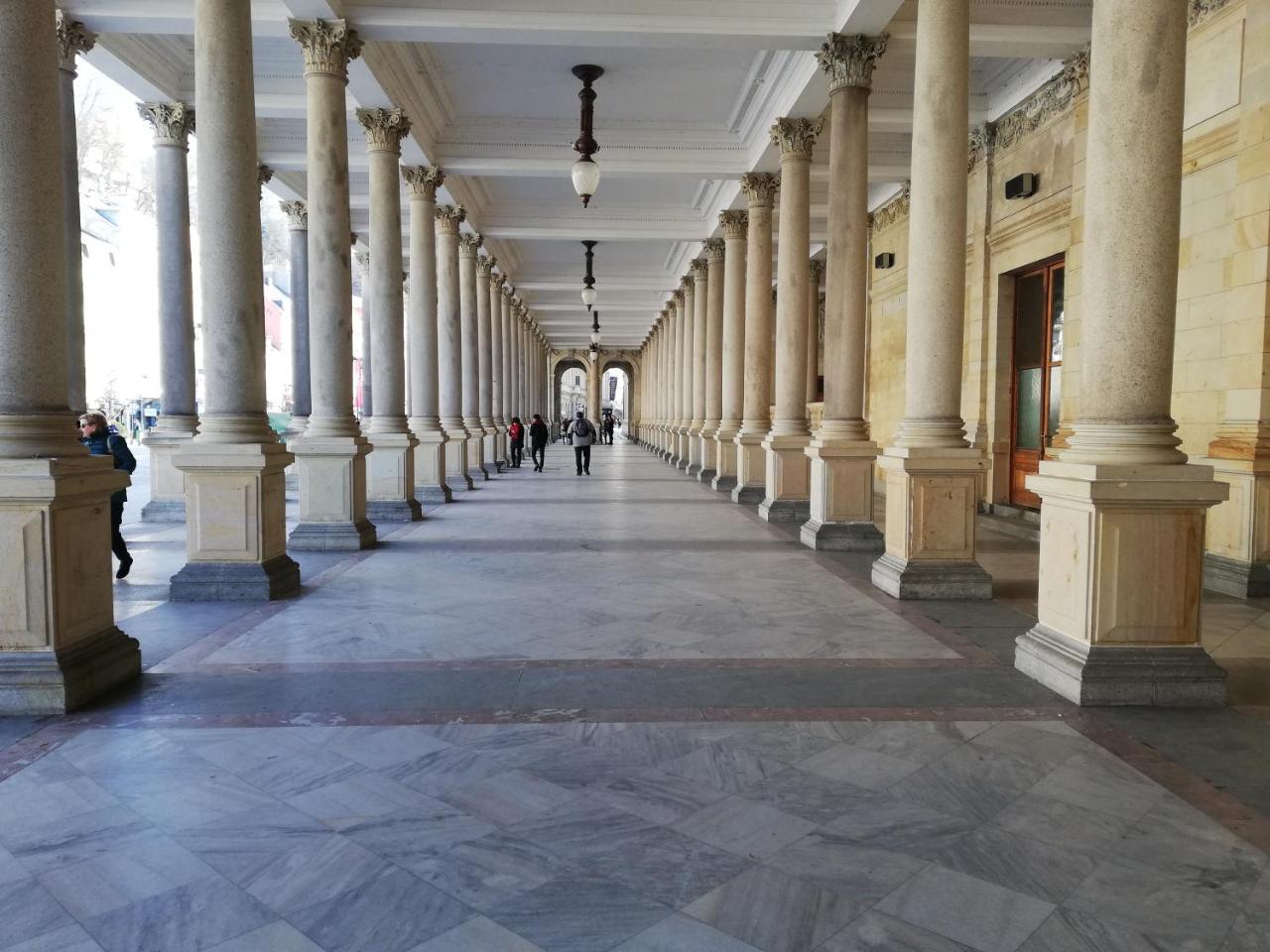 Imperia Lägenhet Karlsbad Exteriör bild
